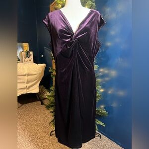 Plum Velvet Midi Dress | Dark Romance Femme